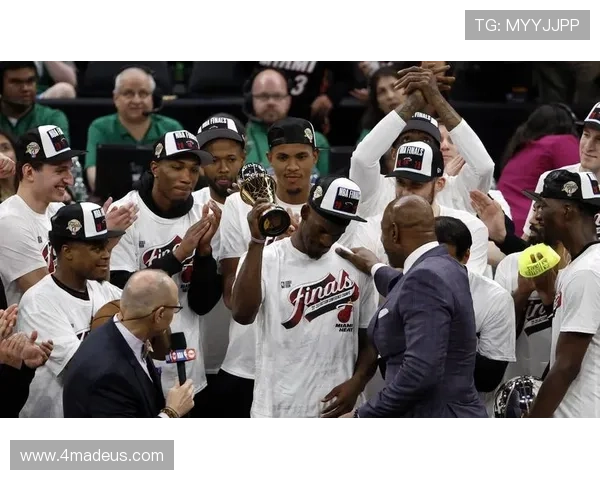 ✅体育直播🏆世界杯直播🏀NBA直播⚽北京协和医院：网传学生刺伤带教老师为虚假信息，已向公安机关报案sports